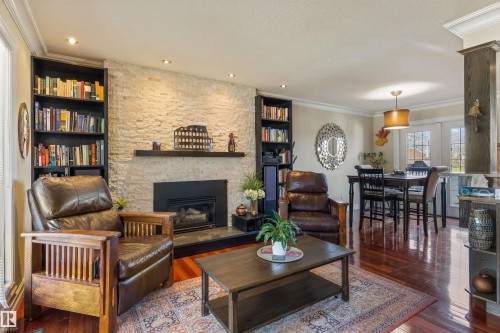 25 Mount Royal Drive, St. Albert, AB 