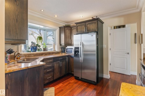 25 Mount Royal Drive, St. Albert, AB 