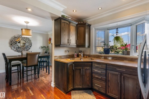 25 Mount Royal Drive, St. Albert, AB 