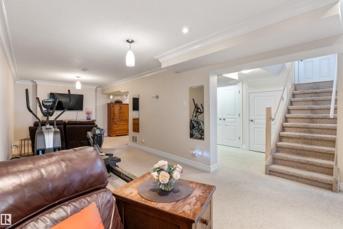 25 Mount Royal Drive, St. Albert, AB 