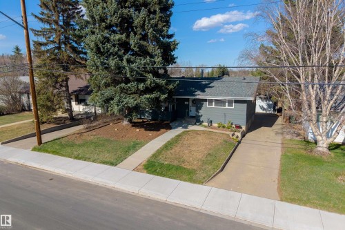 25 Mount Royal Drive, St. Albert, AB 
