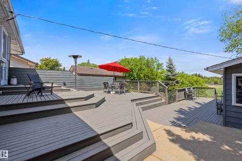 25 Mount Royal Drive, St. Albert, AB 