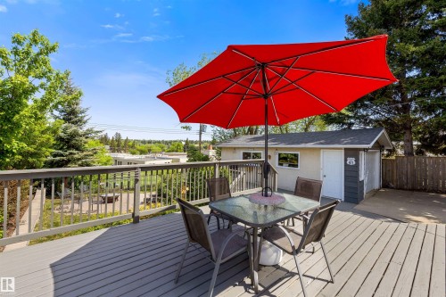 25 Mount Royal Drive, St. Albert, AB 