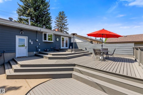 25 Mount Royal Drive, St. Albert, AB 