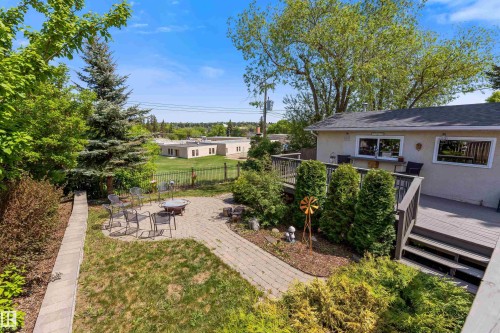 25 Mount Royal Drive, St. Albert, AB 