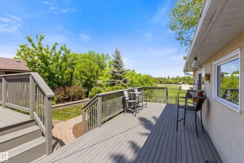 25 Mount Royal Drive, St. Albert, AB 