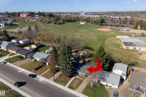 25 Mount Royal Drive, St. Albert, AB 