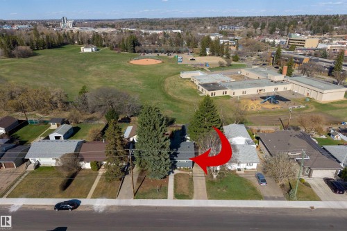 25 Mount Royal Drive, St. Albert, AB 