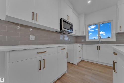 Kitchen - 4213 63 Street, Beaumont, AB 