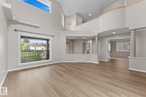 1611 Forbes Way, Edmonton, AB 