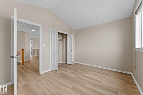 1611 Forbes Way, Edmonton, AB 