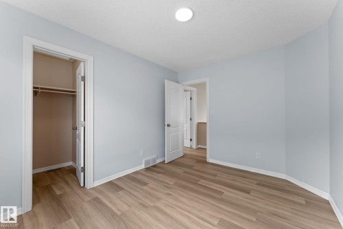 1611 Forbes Way, Edmonton, AB 