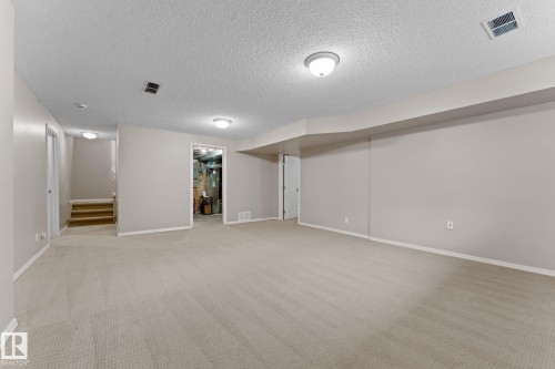 1611 Forbes Way, Edmonton, AB 