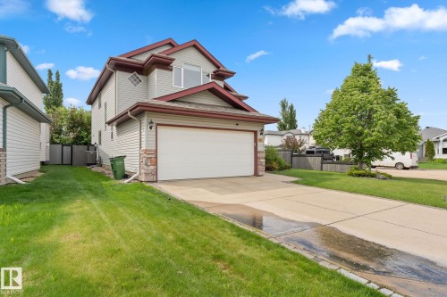 1611 Forbes Way, Edmonton, AB 