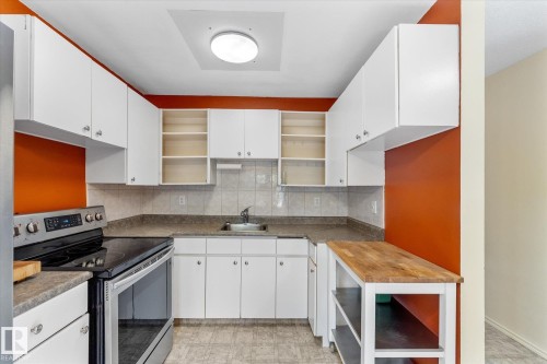 210 Roseland Village, Edmonton, AB 