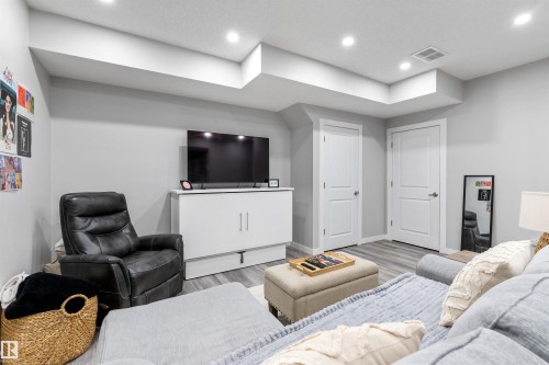 217 Griesbach Road, Edmonton, AB 
