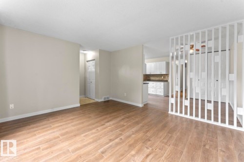 Empty room - 210 22 Street, Cold Lake, AB 