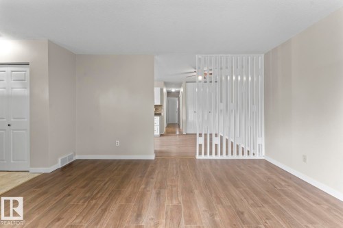 Empty room - 210 22 Street, Cold Lake, AB 