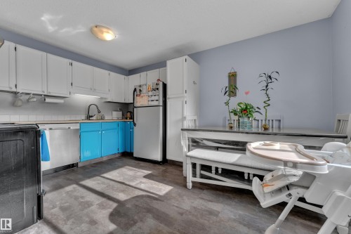 3217 132A Avenue, Edmonton, AB 