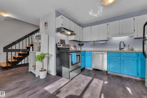 3217 132A Avenue, Edmonton, AB 