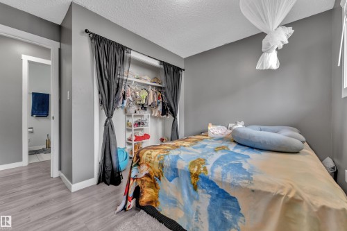 3217 132A Avenue, Edmonton, AB 