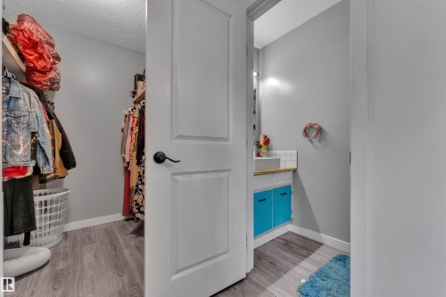 3217 132A Avenue, Edmonton, AB 