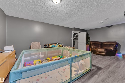 3217 132A Avenue, Edmonton, AB 