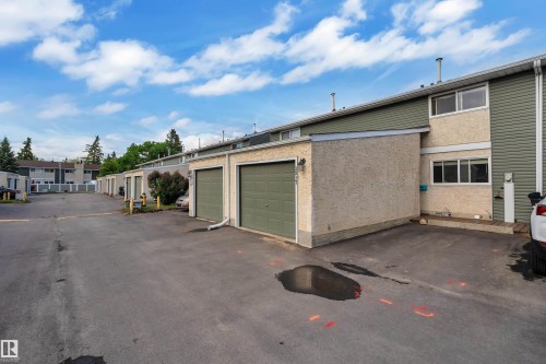 3217 132A Avenue, Edmonton, AB 