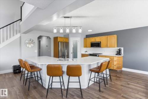 3948 42 Street, Edmonton, AB - Indoor