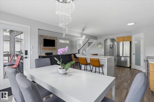 3948 42 Street, Edmonton, AB - Indoor Photo Showing Dining Room