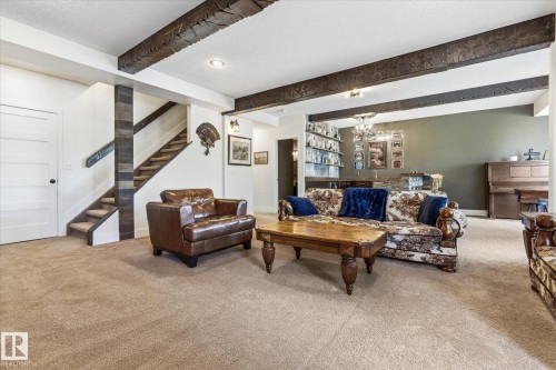 3948 42 Street, Edmonton, AB - Indoor