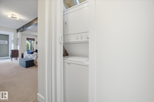 3948 42 Street, Edmonton, AB - Indoor Photo Showing Laundry Room