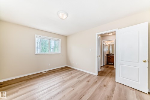 Bedroom - 3711 22A St, Edmonton, AB 