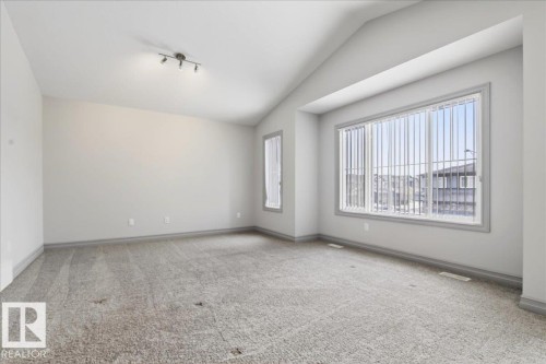 5912 19 Avenue, Edmonton, AB 