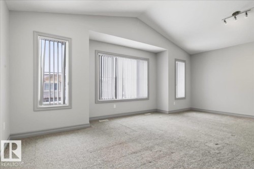 5912 19 Avenue, Edmonton, AB 
