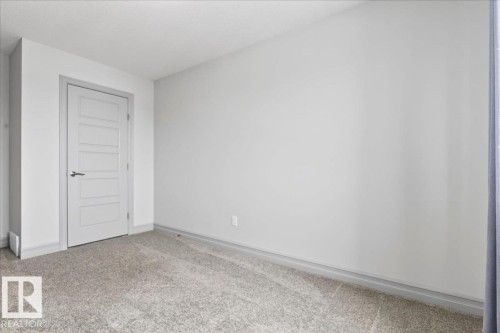 5912 19 Avenue, Edmonton, AB 