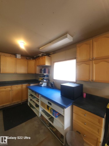4419 43 Avenue, Leduc, AB - Indoor Photo Showing Kitchen