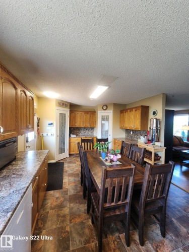 4419 43 Avenue, Leduc, AB - Indoor