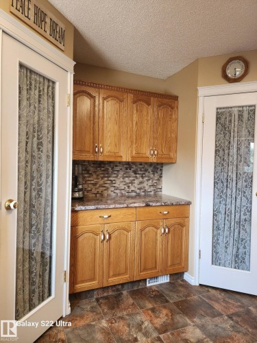 4419 43 Avenue, Leduc, AB - Indoor