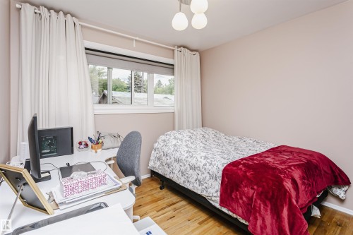 8628 64 Avenue, Edmonton, AB 