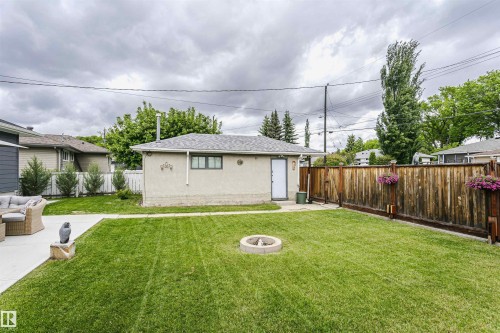 8628 64 Avenue, Edmonton, AB 