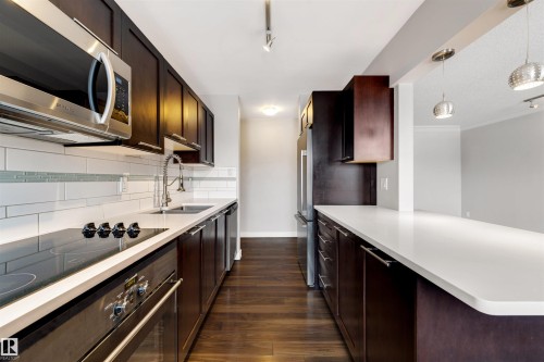 32 10015 83 Avenue, Edmonton, AB 