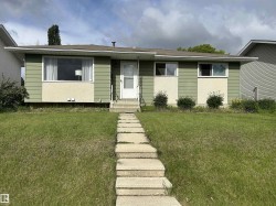 10924 30 Street  Edmonton, AB T5W 1V9