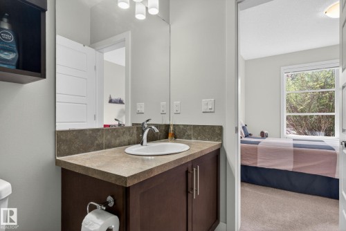 104 2588 Anderson Way, Edmonton, AB - Indoor Photo Showing Bathroom