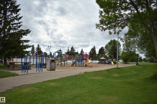 52 Evergreen Park, Edmonton, AB 