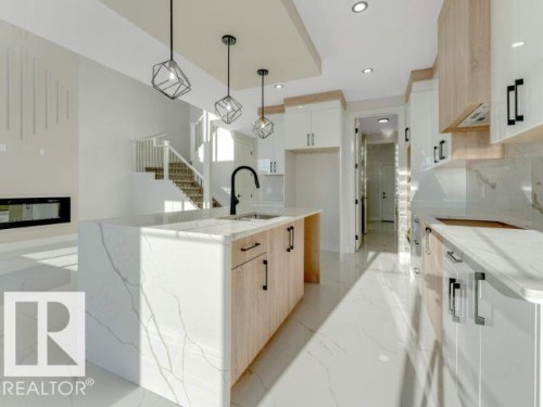 7156 177 Avenue, Edmonton, AB 