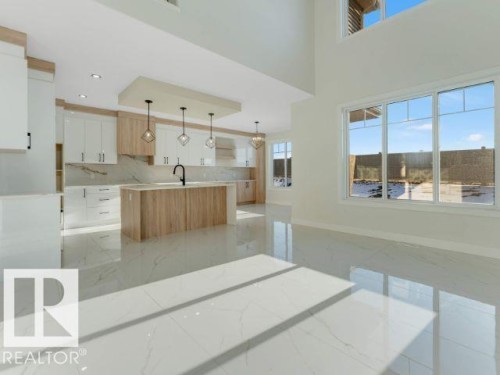 7156 177 Avenue, Edmonton, AB 