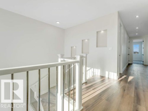 7156 177 Avenue, Edmonton, AB 
