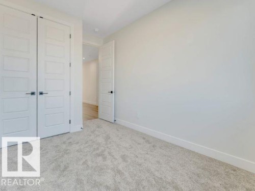 7156 177 Avenue, Edmonton, AB 