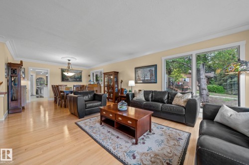 6523 Hardisty Drive, Edmonton, AB 